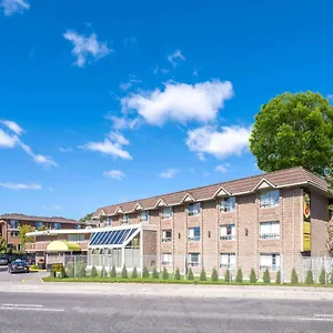 Super 8 By Wyndham East On ** Toronto